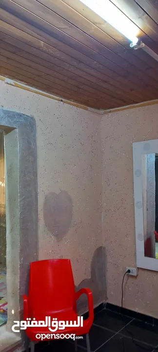 منزل مستقل في الزرقاء الزواهرة حي الجبر للبيع.............................