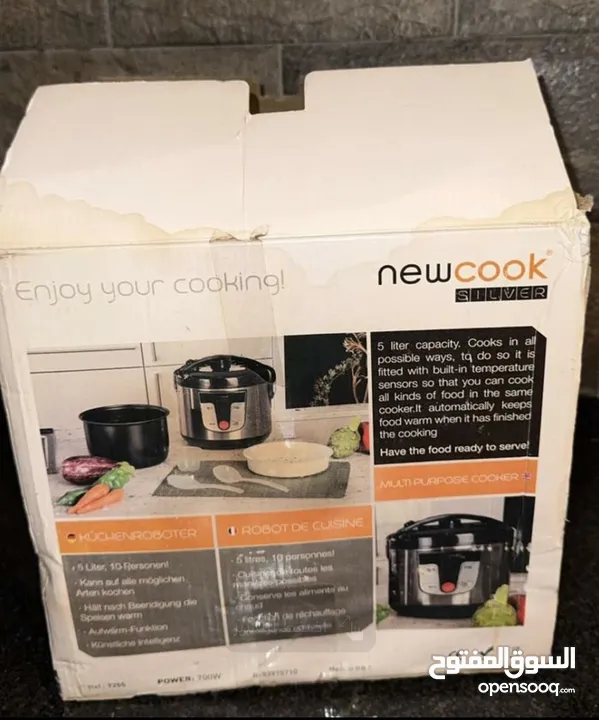 طنجره كهربا غير مستعمله جديده مع الكرتونه newcook
