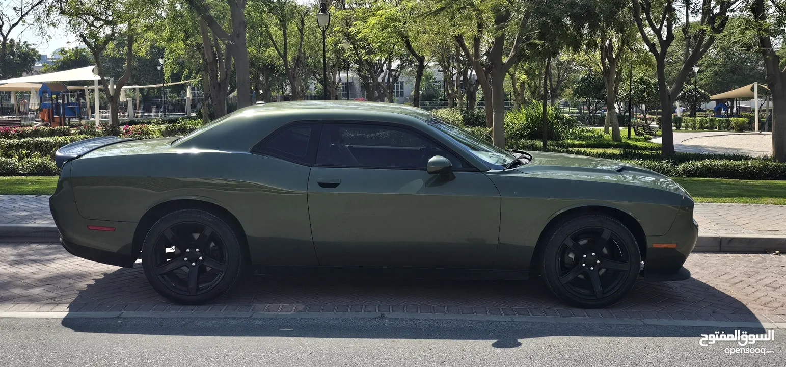 Dodge Challenger 6 Cylinder