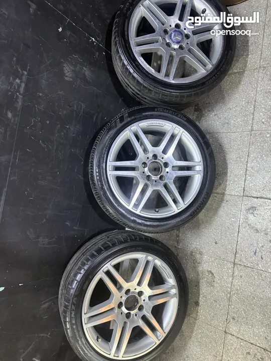 جنط مرسيدس w204 AMG  جنط بحالة ممتازه لا كسور ولا خشوط بحالة ممتازه حجم جنط 17 امامي رفيع خلفي عريض
