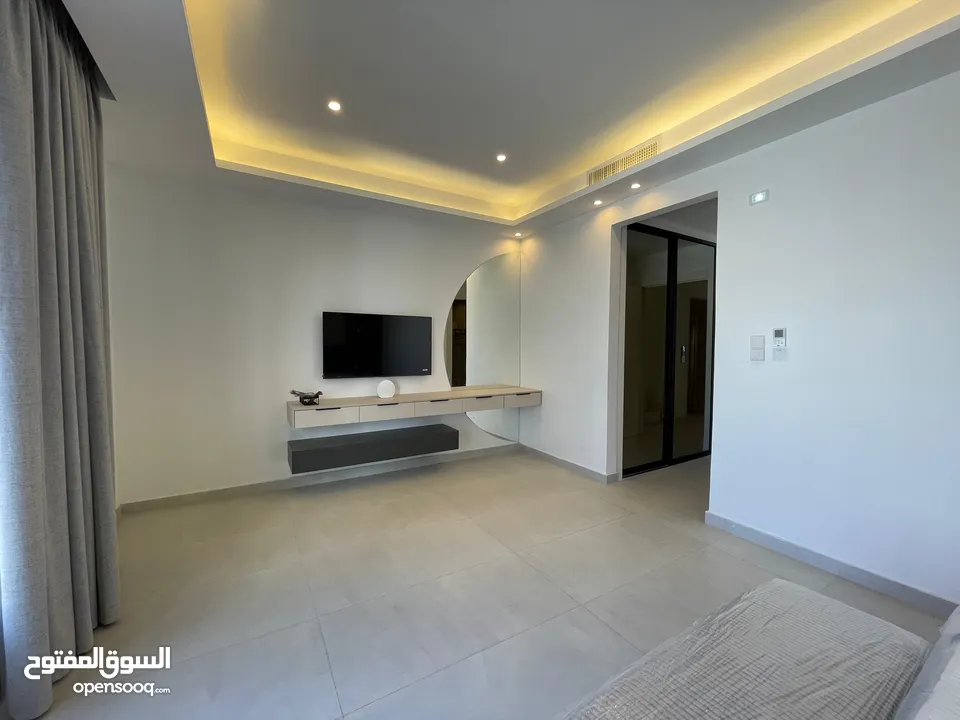 Fully furnished villa for rent in Abdoun  ( Property 38332 )-174796325