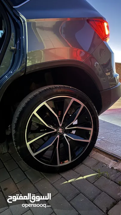 سيات اتيكا اكسيلانس - جير اوتوماتيك ماتور 1500 تيربو بنزين - موديل 2019 - كامل الاضافات