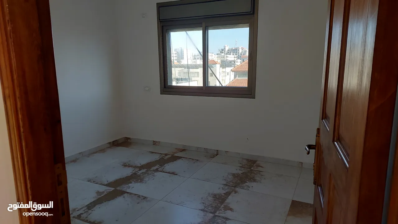 شقة للايجار في منطقة دوار بير المحجر الشارع الرئيسي