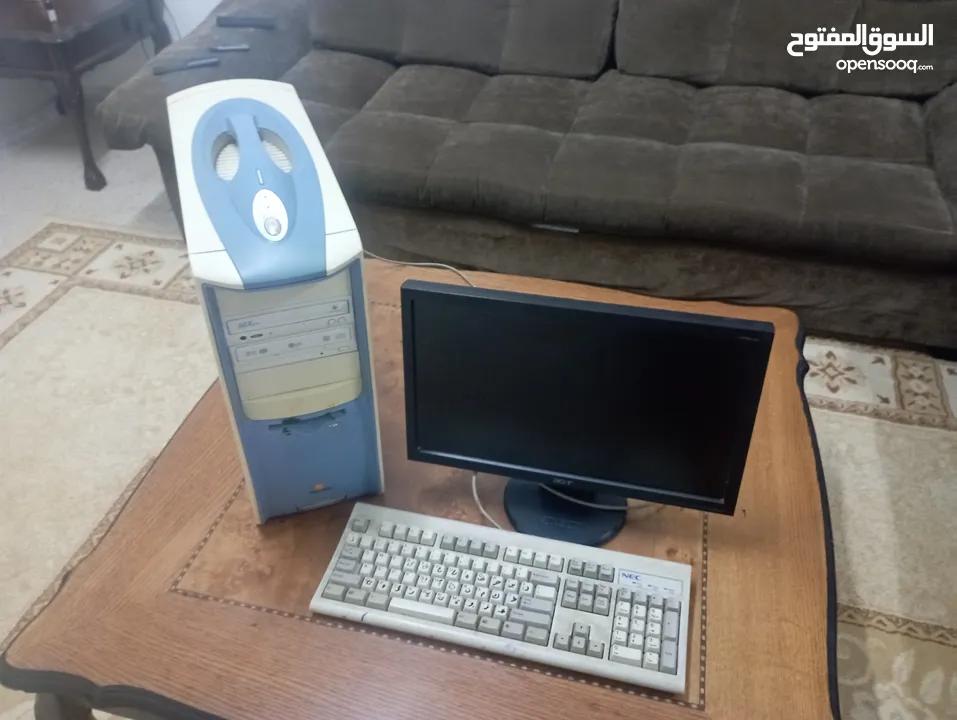 كمبيوتر مستعمل للبيع .