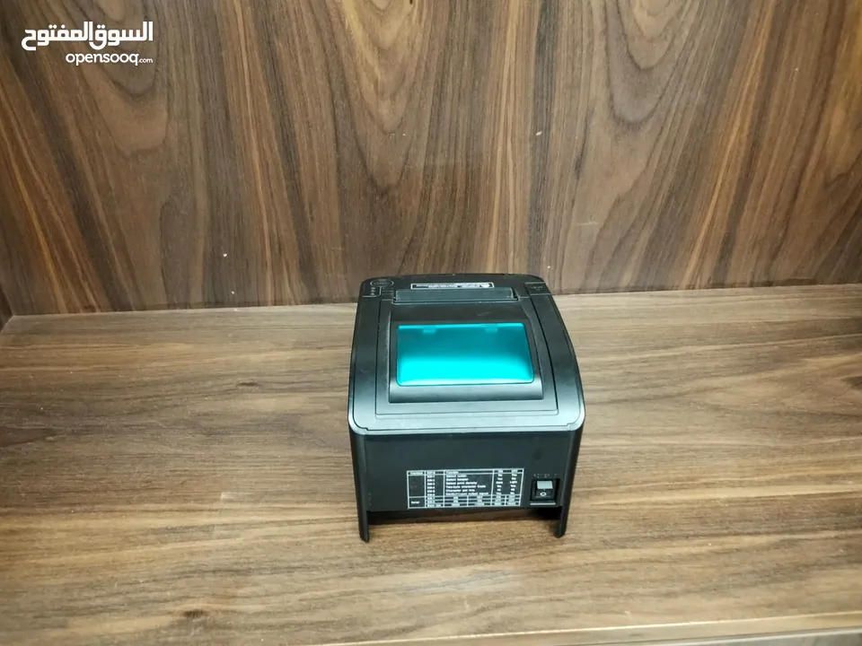 كاشير كامل مستعملة مدة بسيطة بسعر مغري