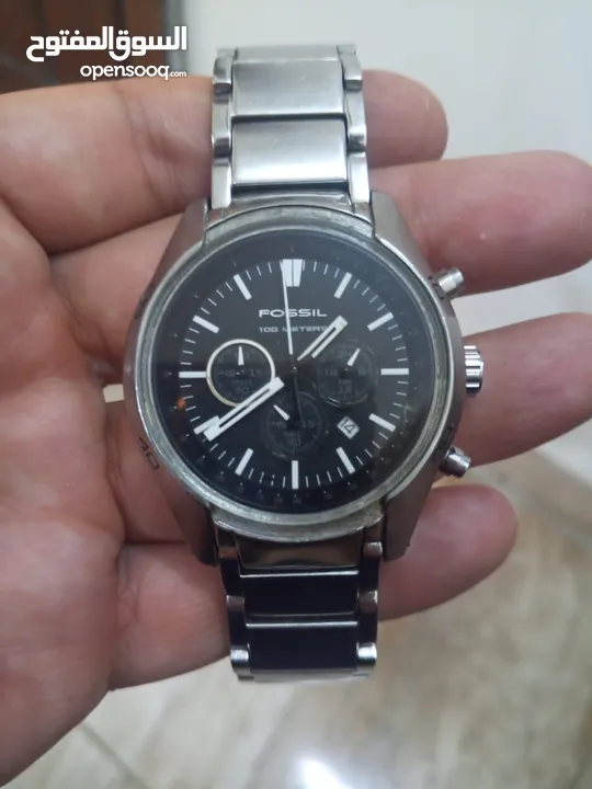 ثلاث ساعات اصليه للبيع بسعر مغري