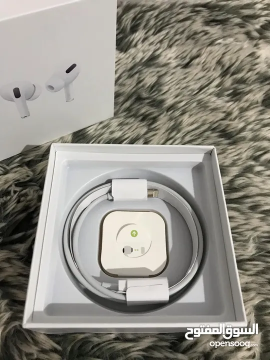 AirPods Pro جديدة للبيع