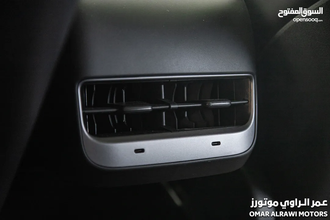 Tesla Model Y 2022 Long range Awd Dual motor