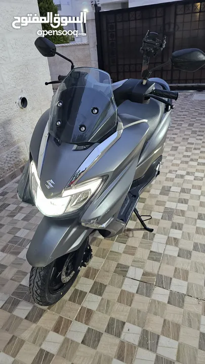 سكوتر سوزوكي بيرجمان للبيع