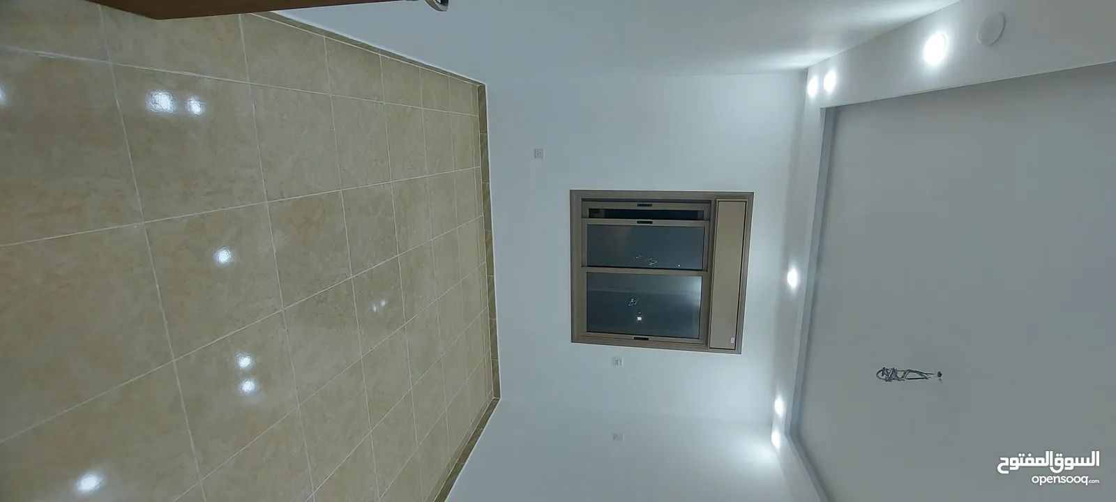 شقة فاخرة للبيع التاسعة كاش أو اقساط ط1هندسي 114 م اطلالة بحرية دائما