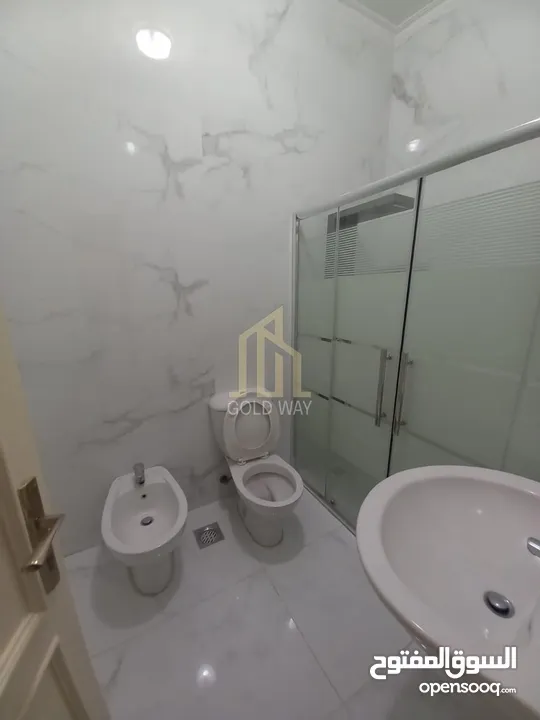 في أجمل مناطق دير غبار شقة 300م داخلي /350م خارجي بتشطيبات راقيه وسعر مميز / ref 9114