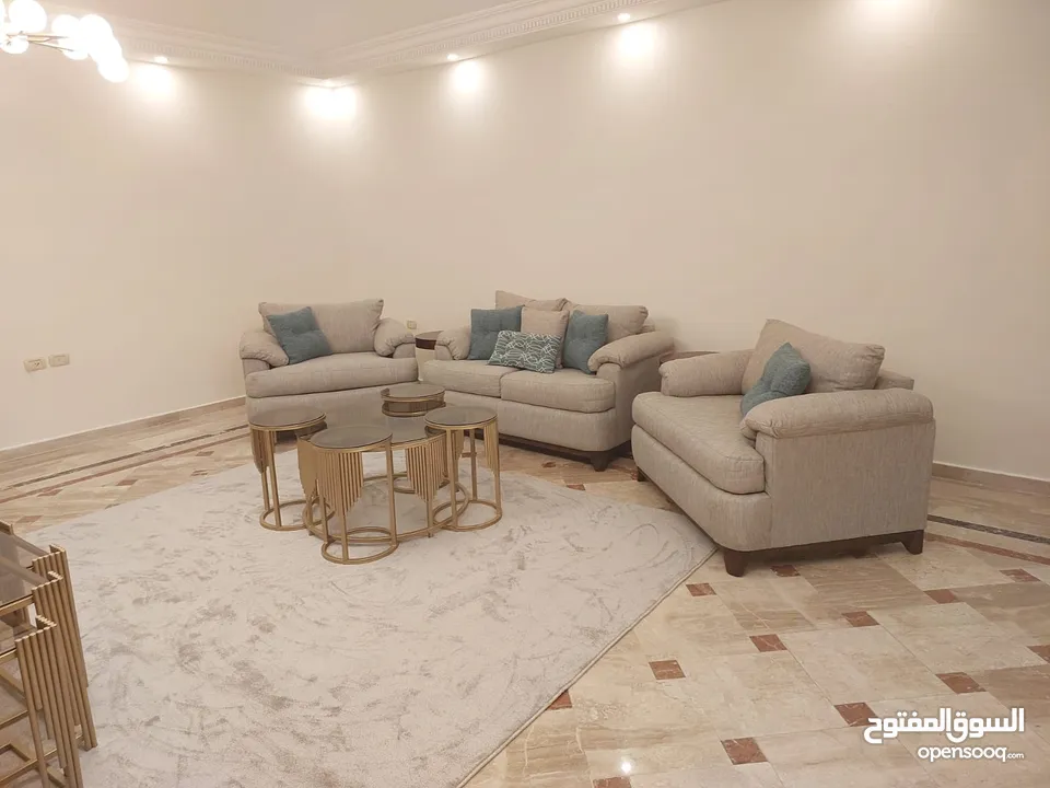 شقة للايجار في دير غبار  ( Property 32606 )-174960002