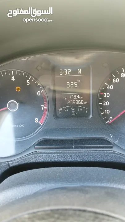 بولو 2011 للبيع