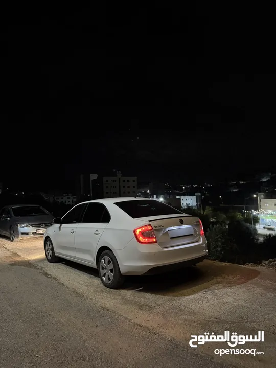 سكودا رابيد (( أصل برايفت )) ديزل 1600 جير عادي 2015 سعرر حررق كااش فقط