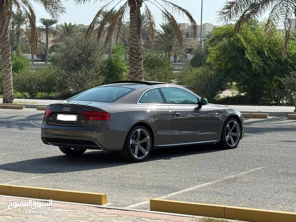 Audi A5 / 2013 (Grey)