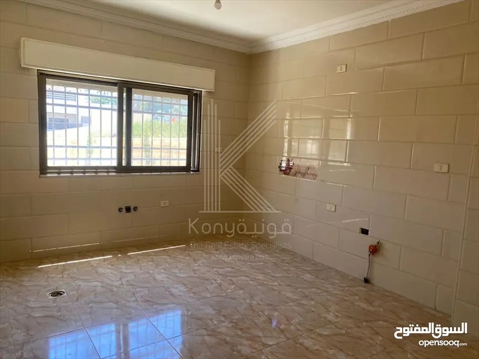 شقة مميزة للبيع في عمان - البنيات - طابق شبه أرضي
