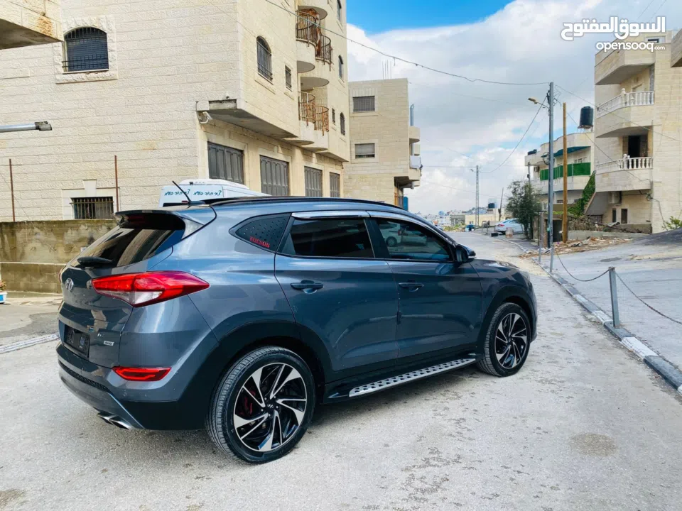 هونداي توسان فل الفل مع فتحة 4/4