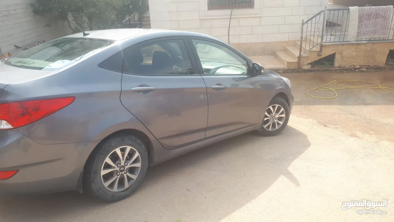 هونداي اكسنت للبيع