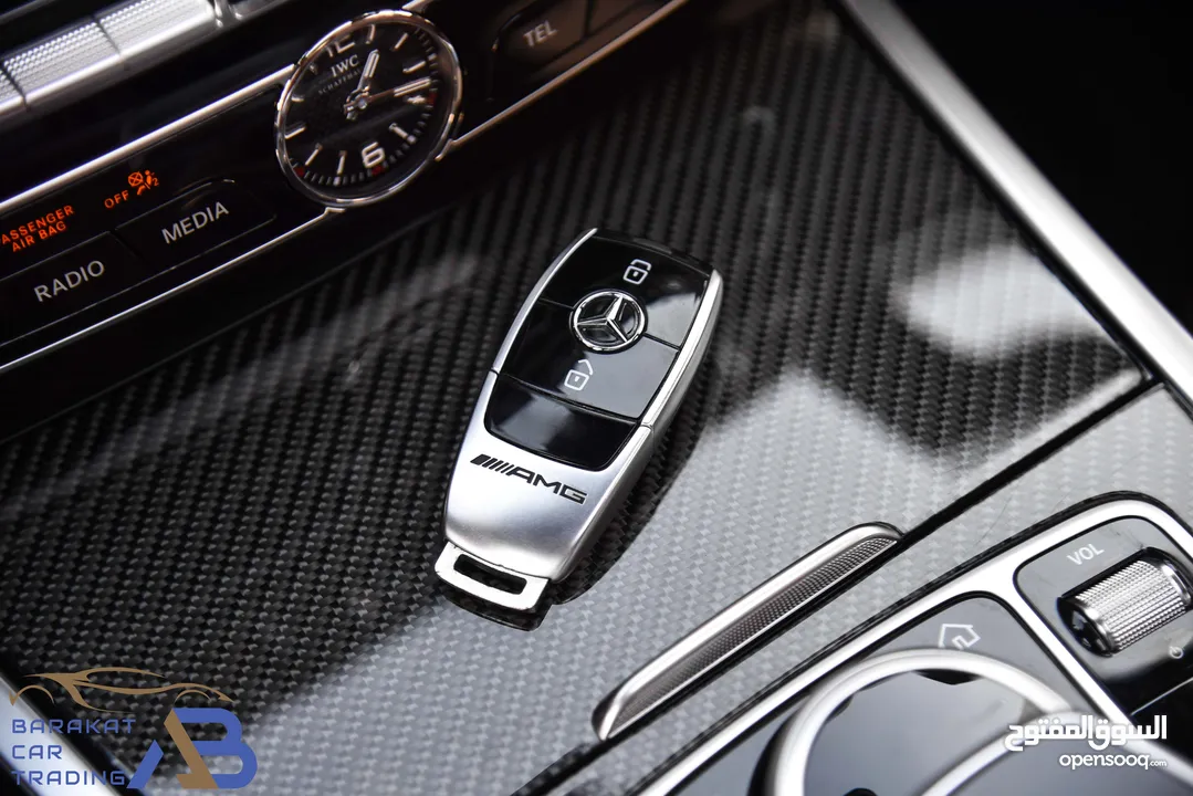 مرسيدس جي كلاسG63 AMG نايت بكج وارد وكفالةالوكالة 2023 Mercedes G63 AMG Night Package 4.0L V8 4MATIC