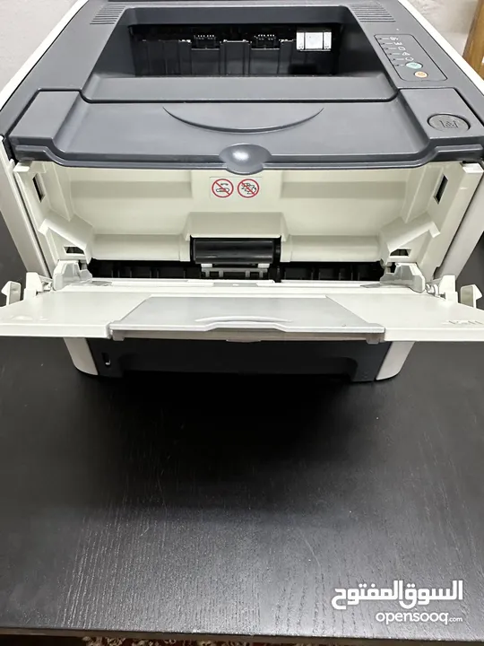 طابعة hp LaserJet p2015n للبيع بسعر طري