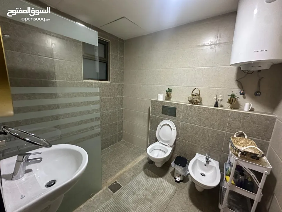 شقة مفروشة للايجار في عبدون  ( Property 38870 )-175034670