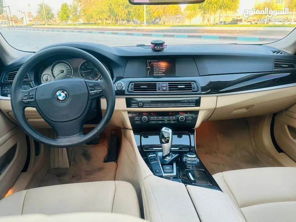 BMW 520 I model 2013 GCC full option   160000 km