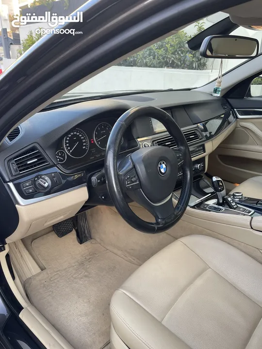 سيارة للبيع وبمواصفات عالية BMW 2013