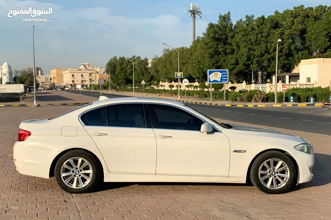 بيع شراء تثمين بدل  بحالة ممتازة بي ام دبليو BMW530I الغانم موديل 2013 ماشي 185 الف كامل المواصفات