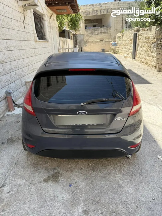 فورد فييستا مطور 1400 مش 1250  2013-12