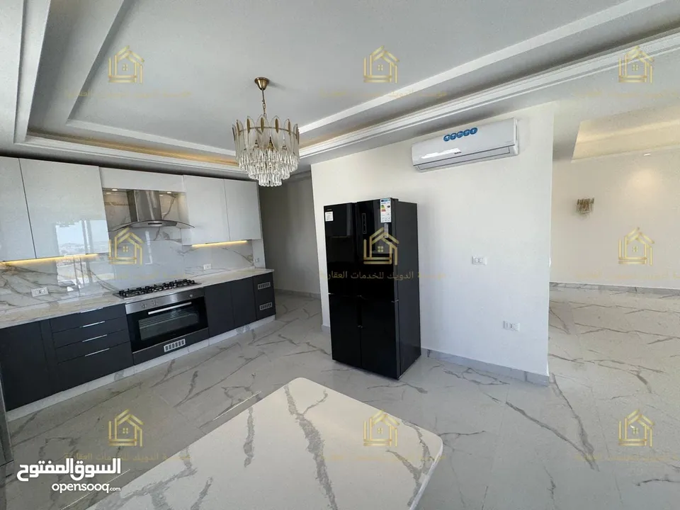 روف فاخر جديد لم يسكن تشطيبات عالية الجودة