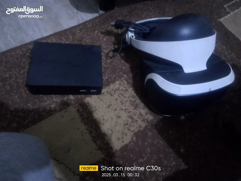 ستيرنج مع قاعده وكرسي لوجيتك وقير نضيف جدا  وفي ار كامله مع وصلاتها امريكي وكاله