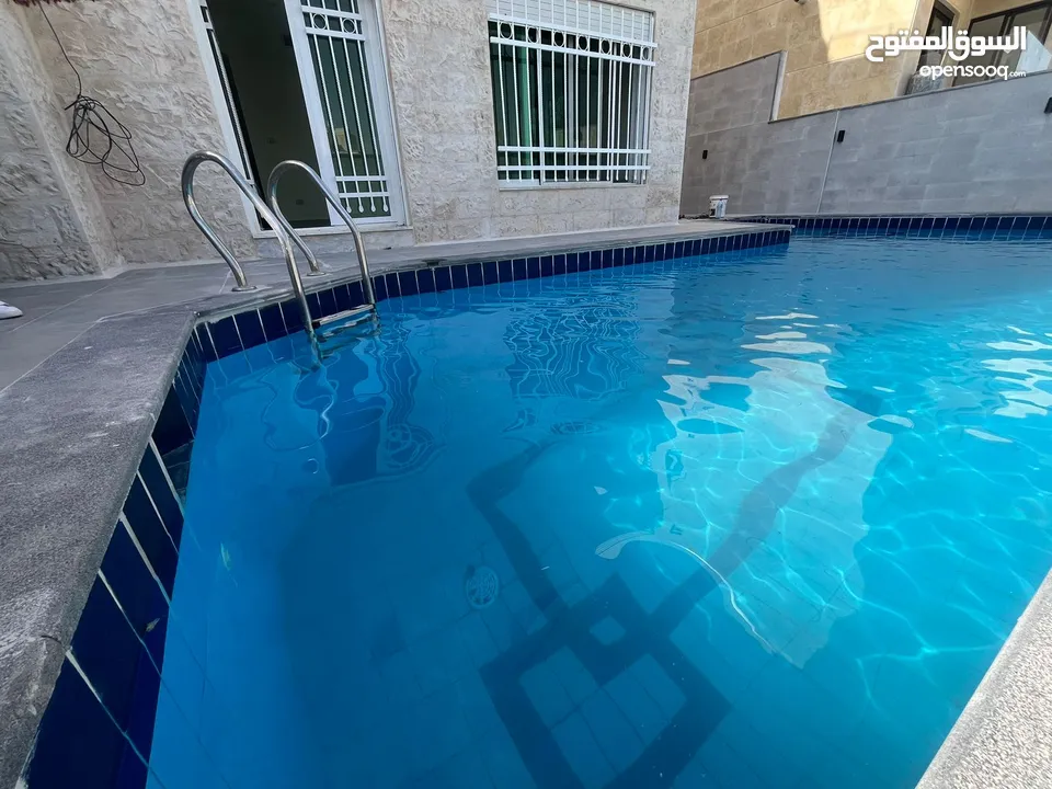شقة 4 نوم مع مسبح للايجار ( Property 39164 )-175034641