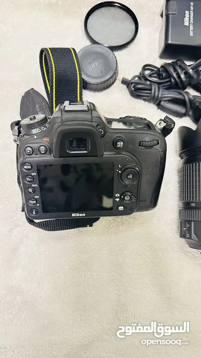 Nikon D7100 DSLR Camera with lense