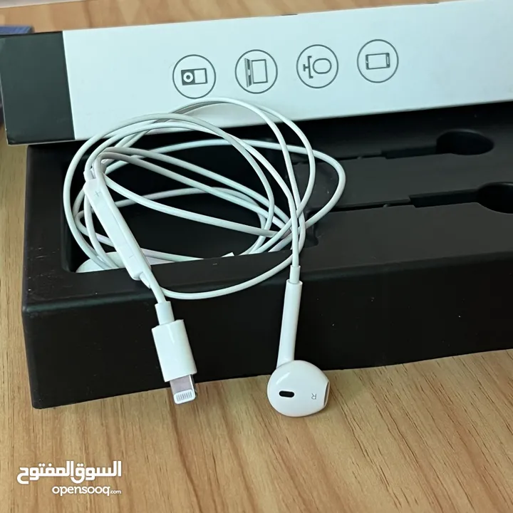 ايفون 13 pro max باللون المميز والنادر اللون الزيتي جهاز لا مفتوح ولا مصلح 256g البطاريه 87