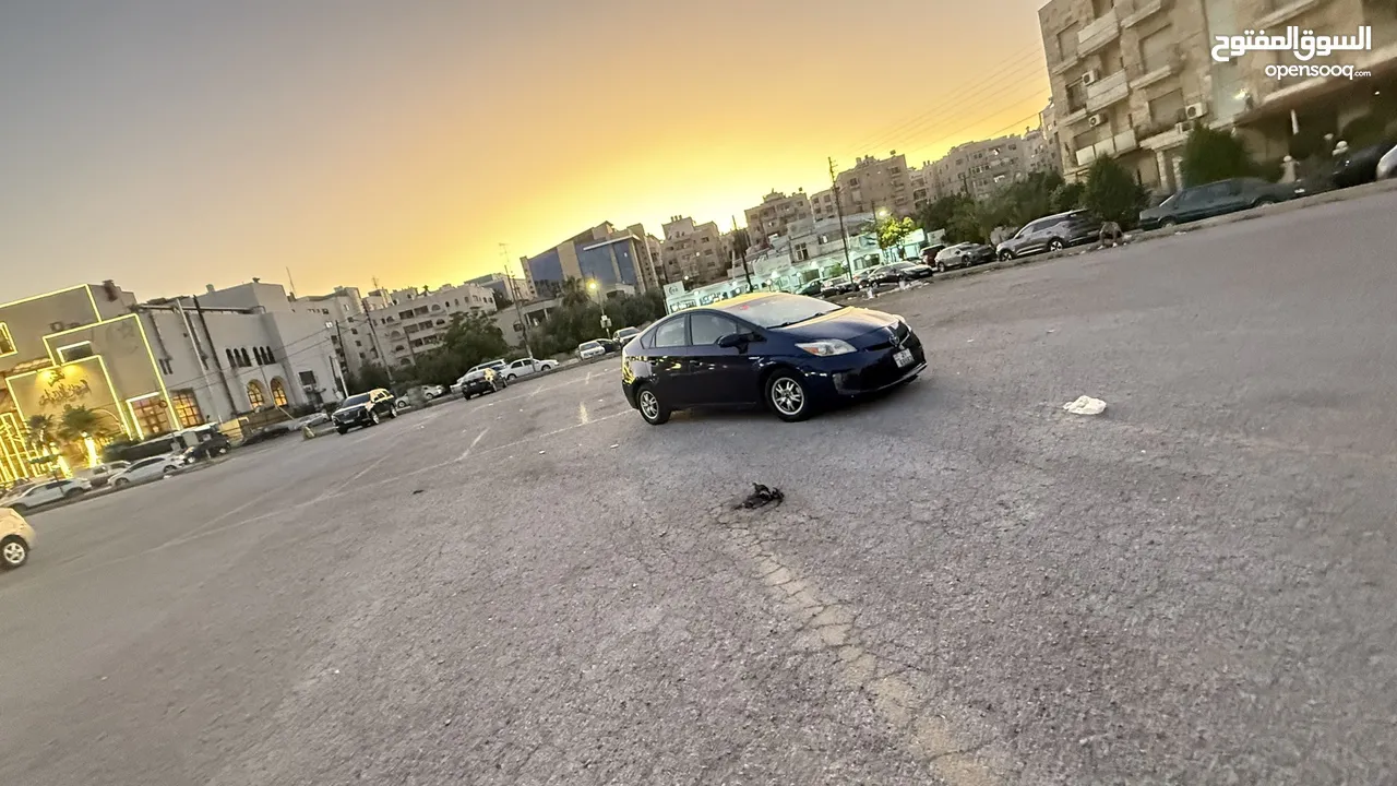 تويوتا بريوس 2015 عداد قليل كاش وبالاقساط