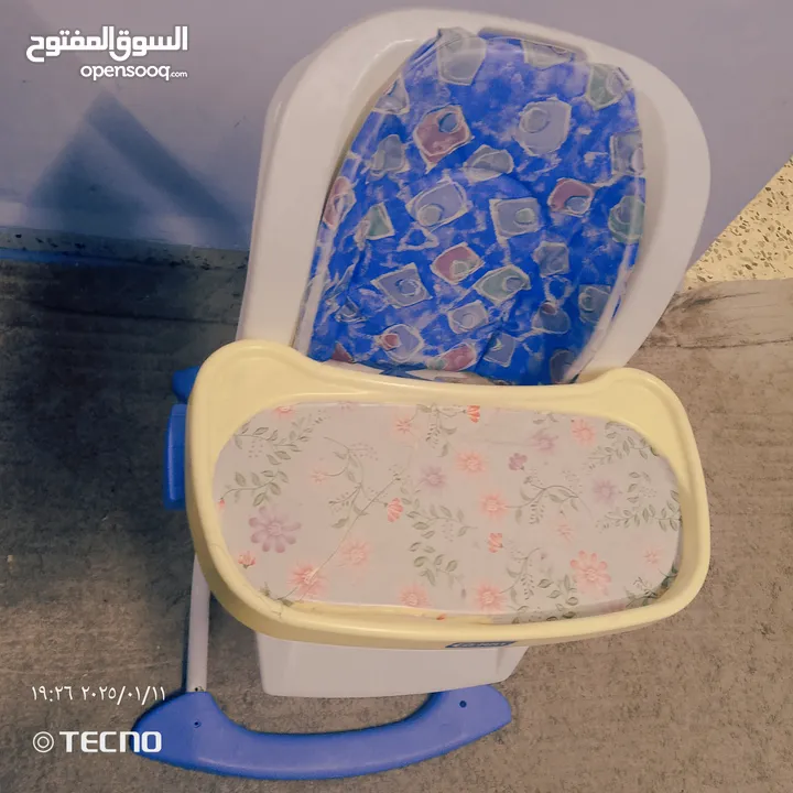 كرسي طعام للبيع بسعر مغري