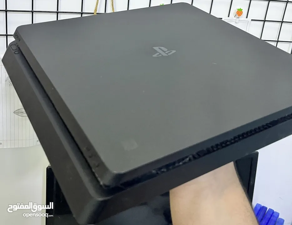 ‏PS4 slim بليستيشن 4 سلم ذاكرة 1 تيرا