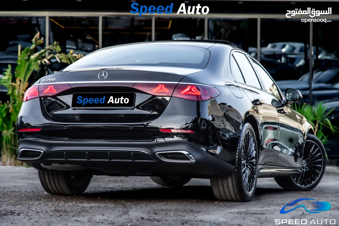 Mercedes E200 2024 Amg kit Mild hybrid Night Package   عداد صفر