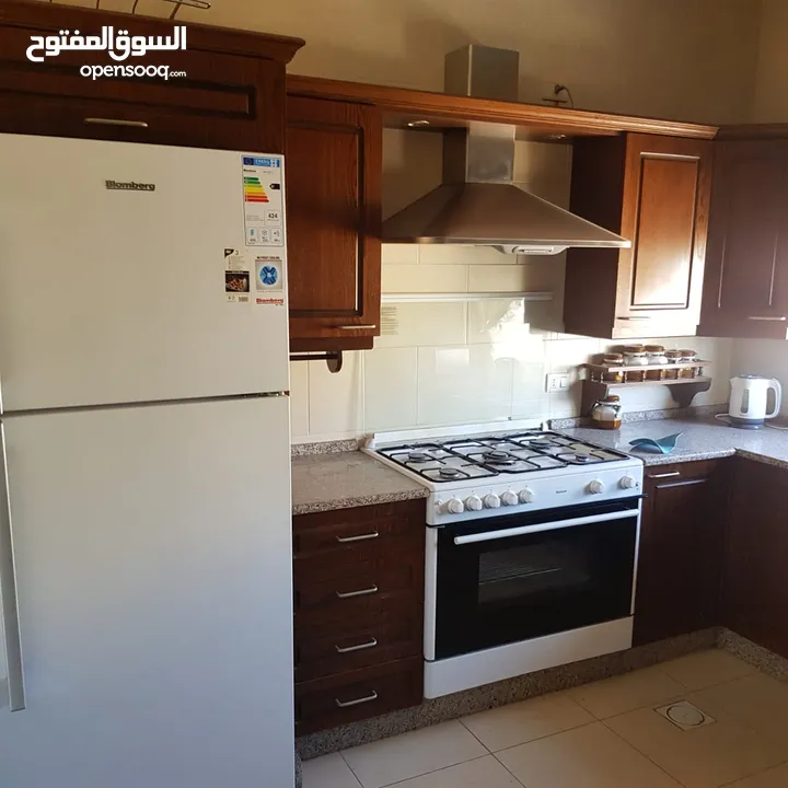 شقة مع روف منفصل للبيع اعلان رقم (SL2091)
