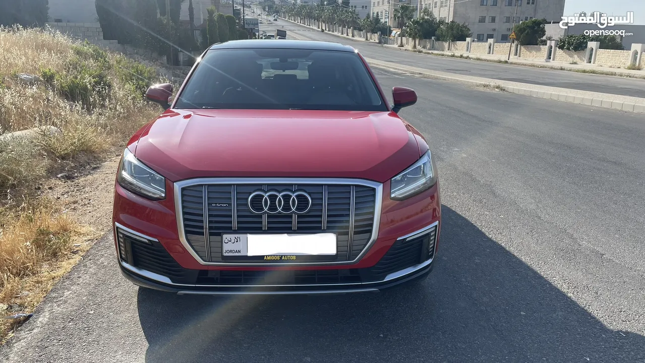 Audi Q2 like new