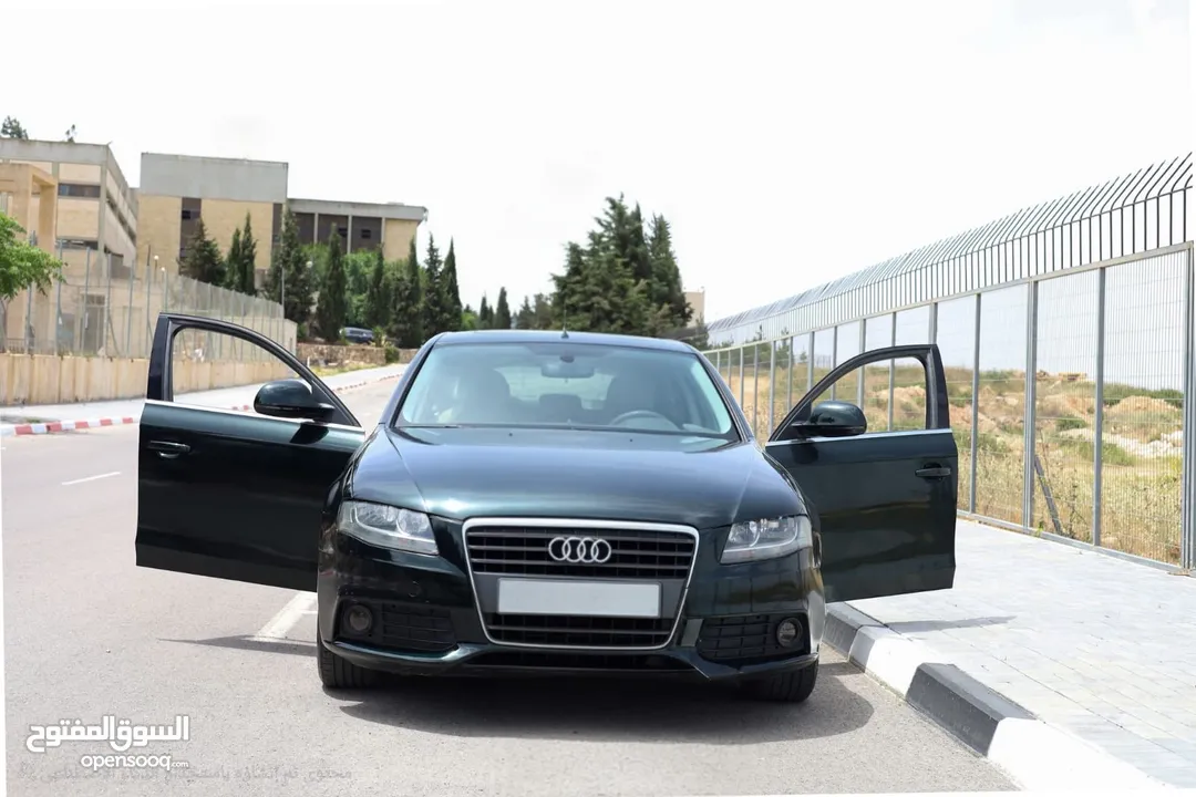 Audi A4 2010 للبيع كاش او دفعات او للبدل على كوري