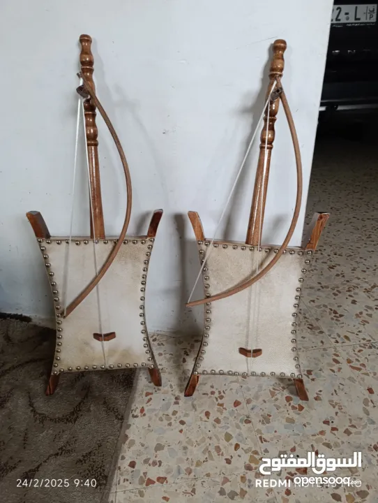 مجموعة متنوعة من الالات الموسيقية من الجلد الطبيعي وشغل يدوي 100%