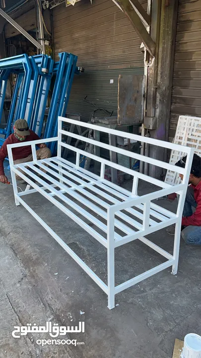 للبيع كرسي خارجي حديد  Steel outdoor chair