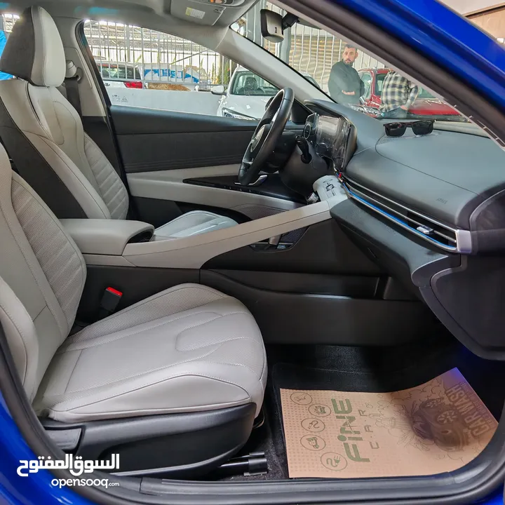 2022 HYNDAI ELANTRA HYBRID LIMITED وارد امريكي