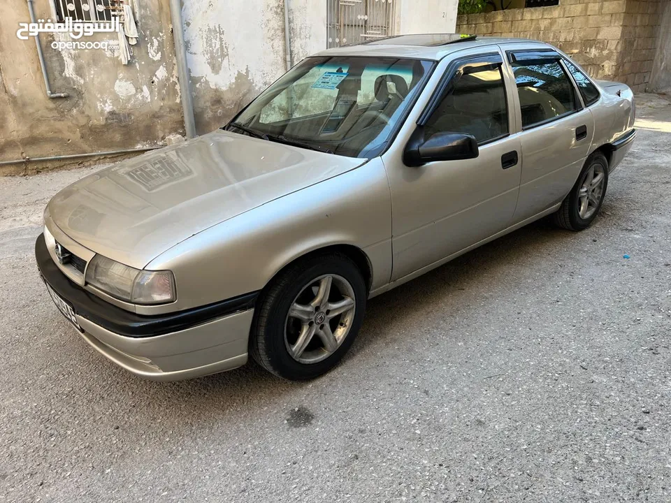 سيارة اوبل فكترا موديل 92 للبيع