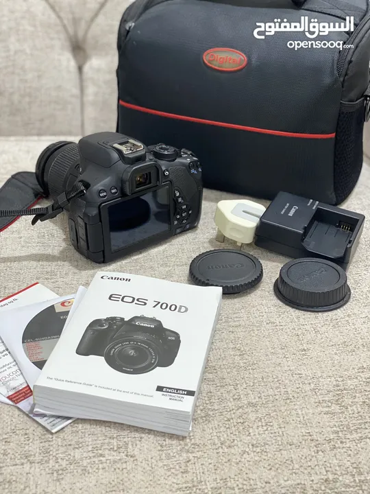 كاميرا كانون EOS 700D