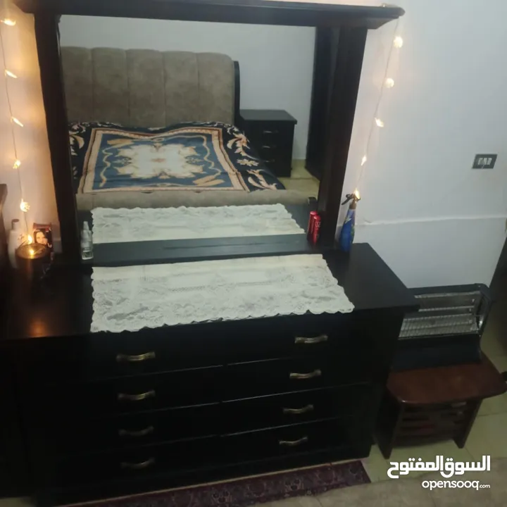 غرفة نوم نظيفة 6 قطع للبيع