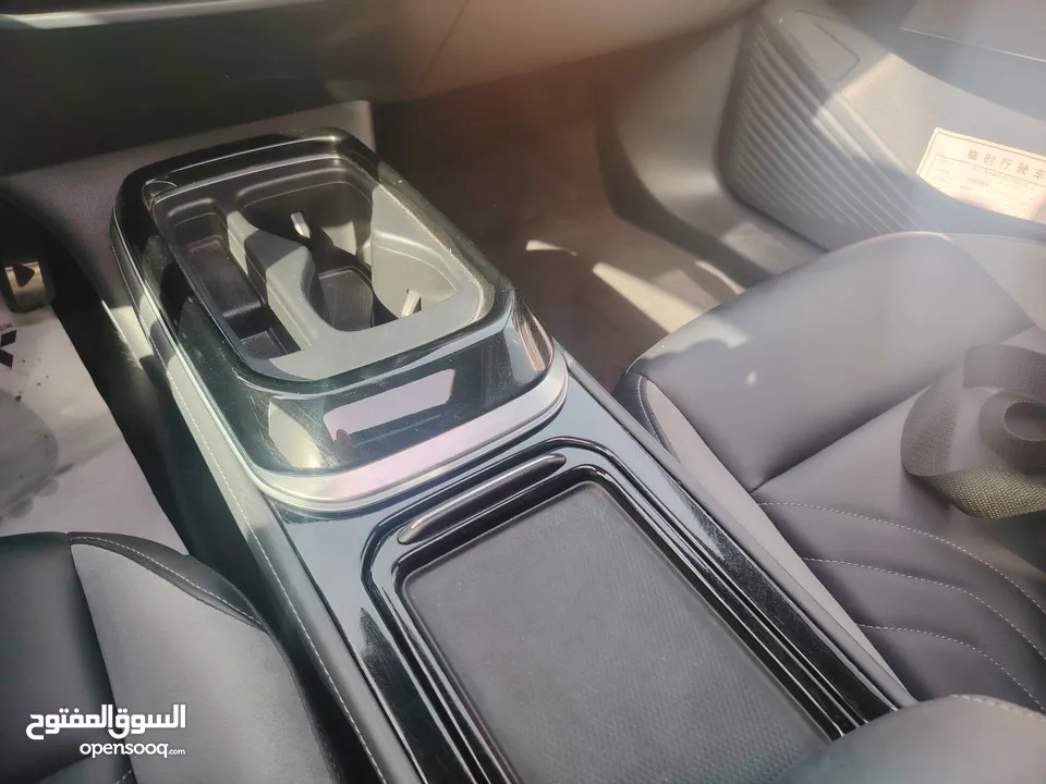 فولكس فاجن ID6 فل كامل أعلى صنف بسعر مغري