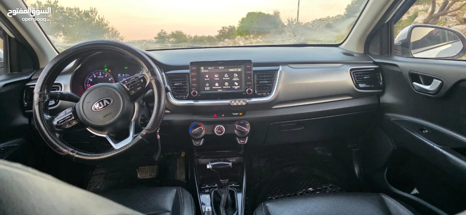 كيا ستونيك 2020  Kia Stonic 2020