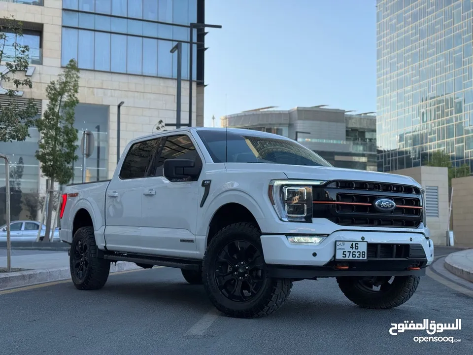 Ford f150 Lariat hiybrd 2021